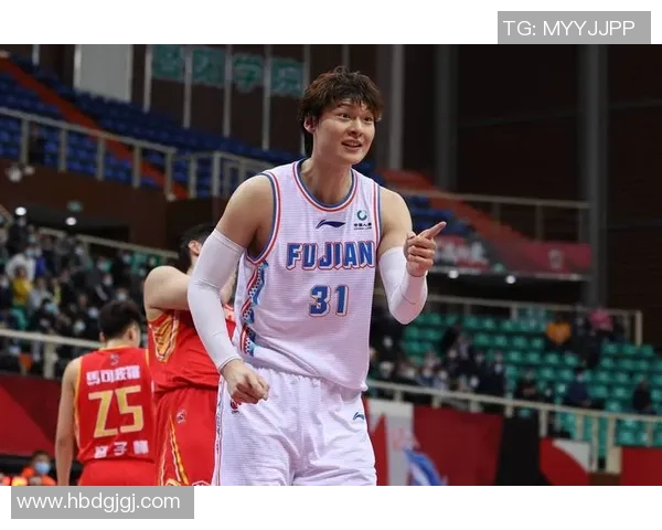 赛后分析：上海篮球队与南京篮球队的比赛节奏与战术对比探讨